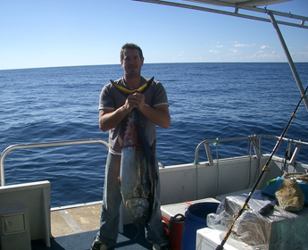Deep Sea Tuna Fishing